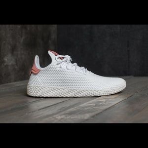 adidas Tennis HU Pharrell Raw Pink NWT W7.5